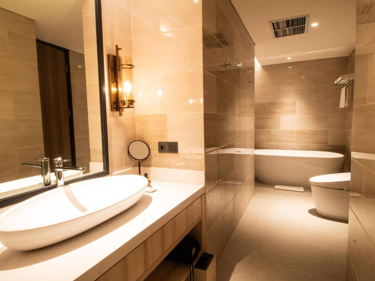 Prime Park & Convention Lombok Hotel 4*